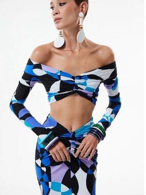 NWT: Off-Shoulder Abstract Print Crop Top and Skirt Set - Blue Black White